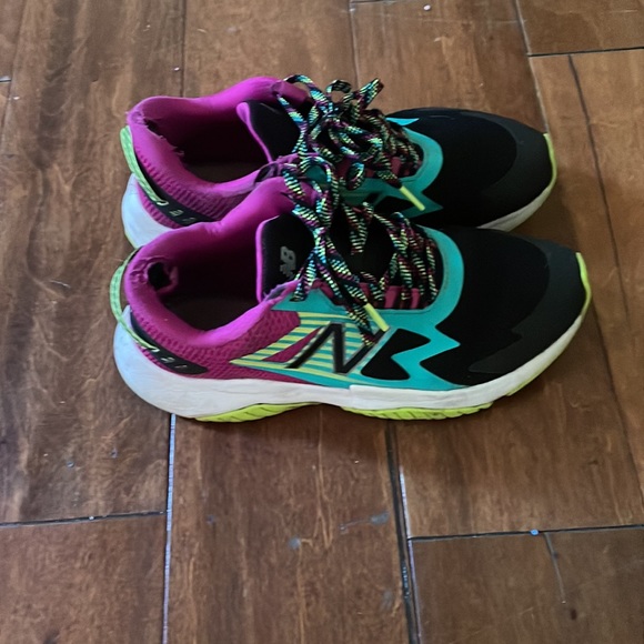 Selling - Picture 3 of 4